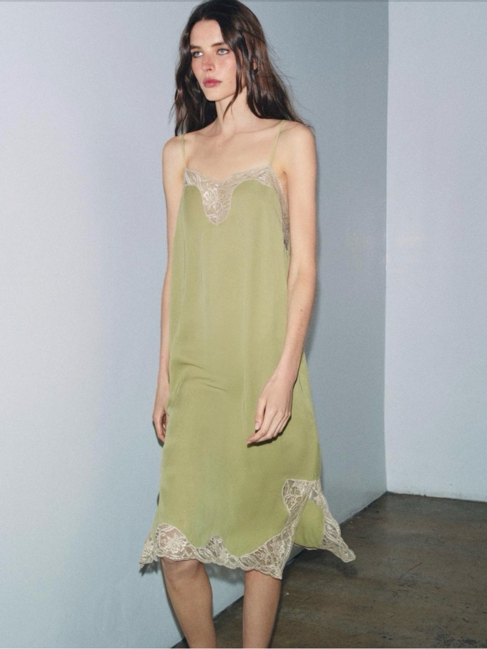 ZARA ZW COLLECTION PISTACHIO
GREEN SATIN LACE DRESS
